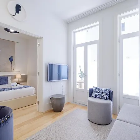 Boutique Rentals-flores Terrace Historical Centre Apartment Porto