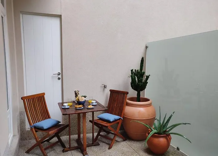 Appartement Boutique Rentals-flores Terrace Historical Centre Oporto